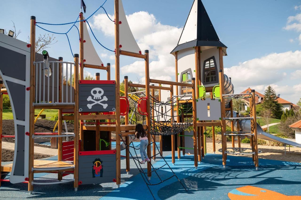 Kolping Family Resort Hévíz Eksteriør bilde